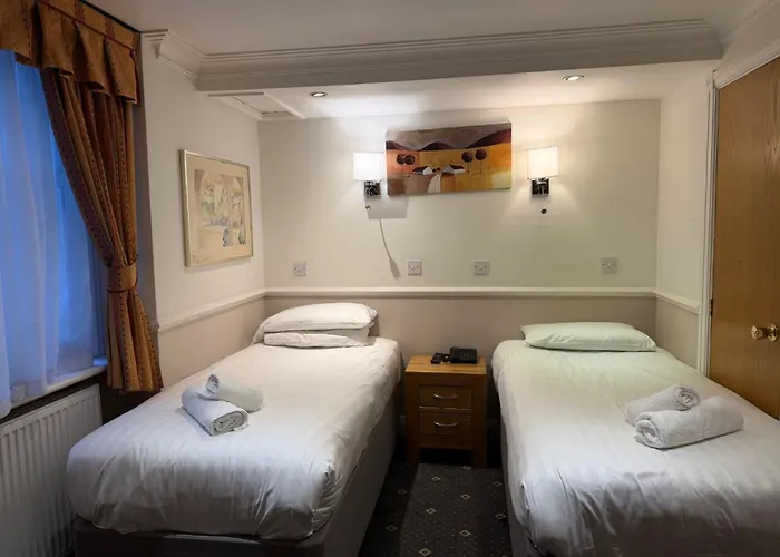 Hyde Park Radnor Hotel B&B London